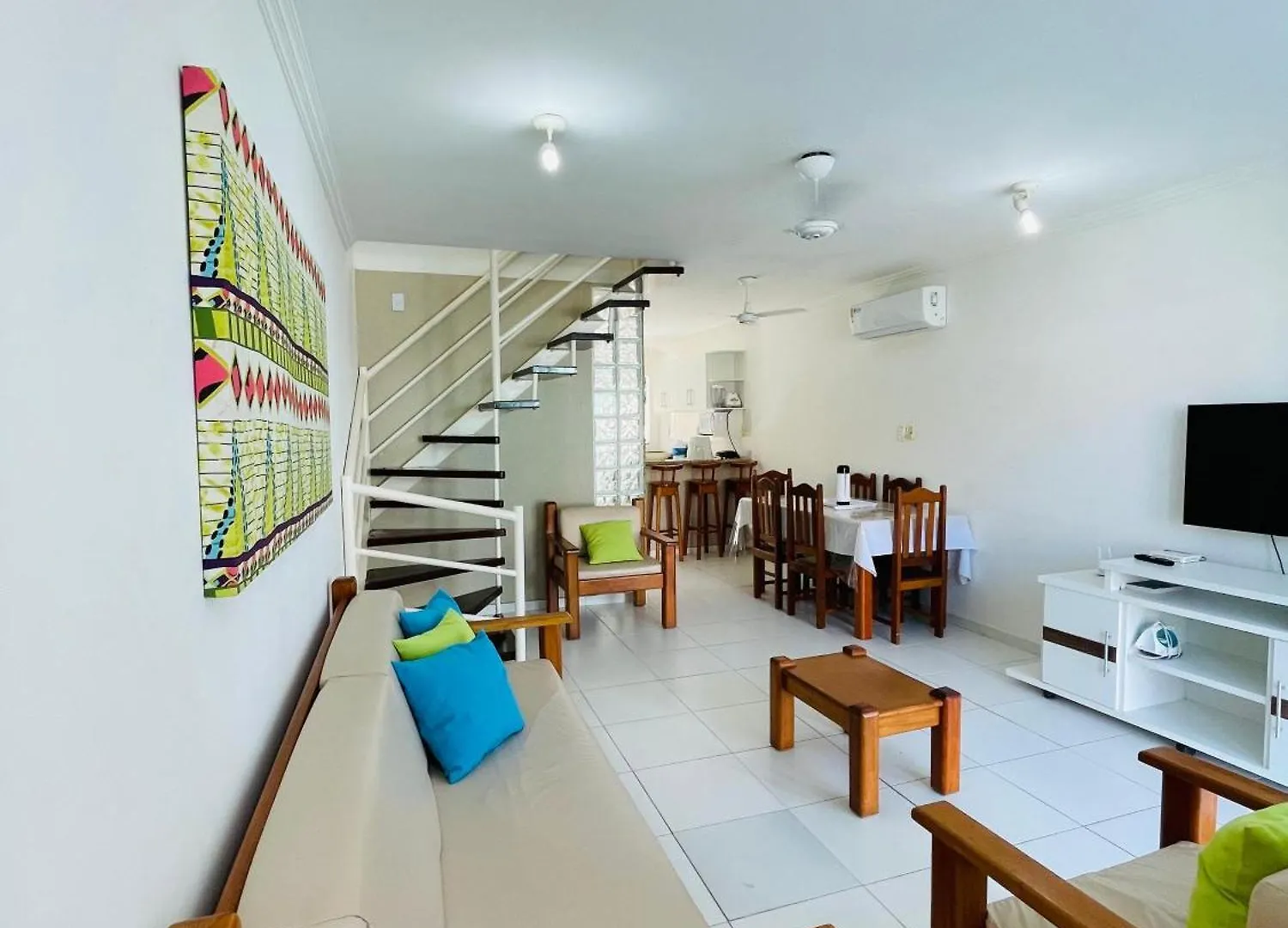 Apartamento próximo ao Axé Moi - Praia Taperapuã- BA- até 8 pessoas Porto Seguro